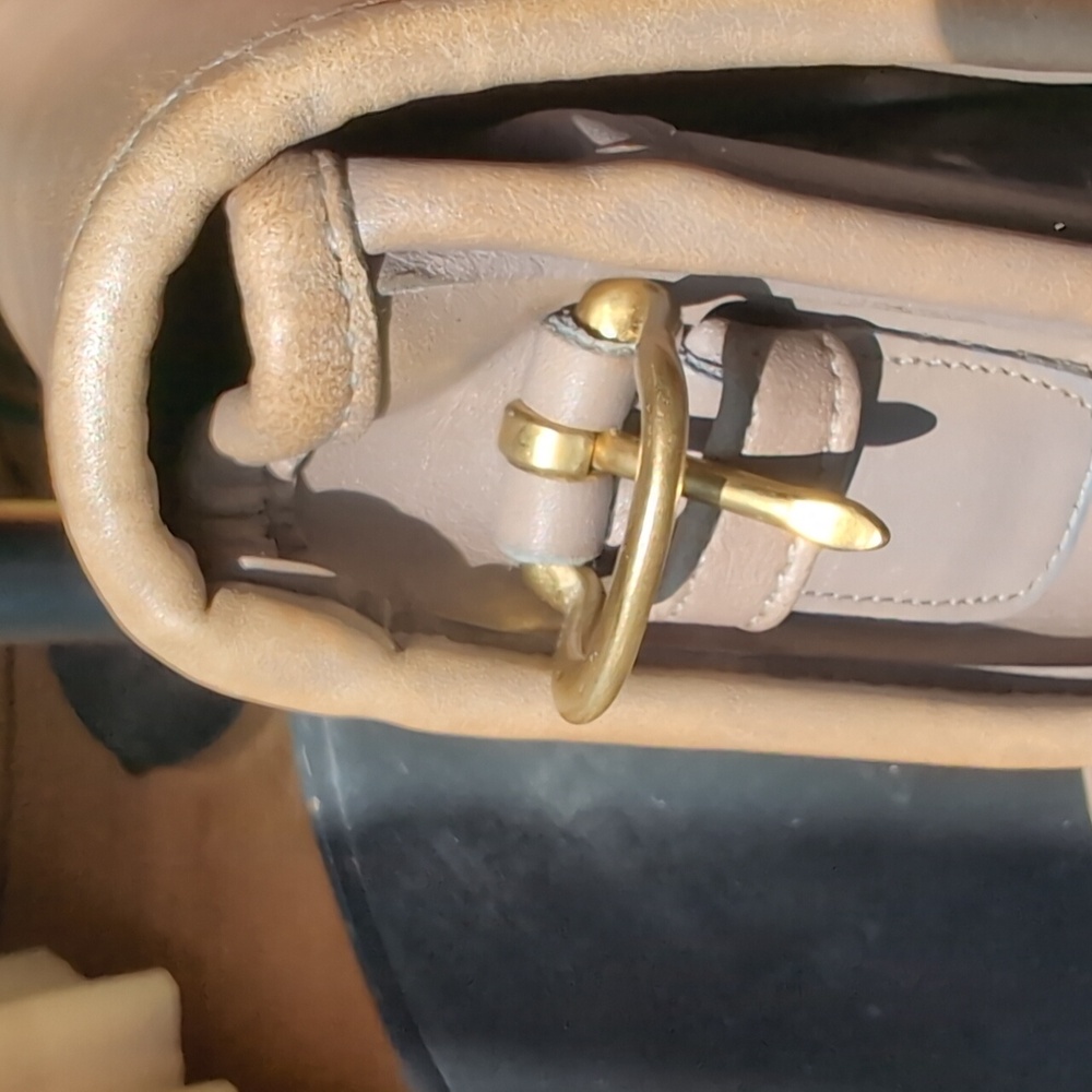 Vintage Coach Small Saddle Pouch, Grey, NYC - Picture 12 of 16